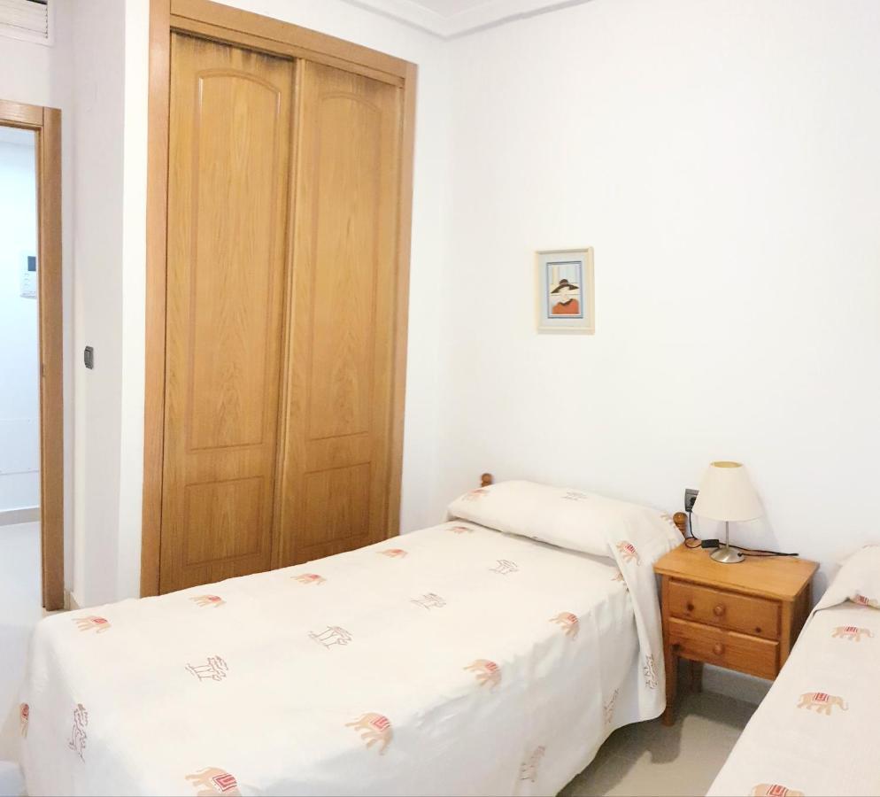 Guardamar Centro Apartment กวาร์ดามาร์เดลเซกูรา ภายนอก รูปภาพ
