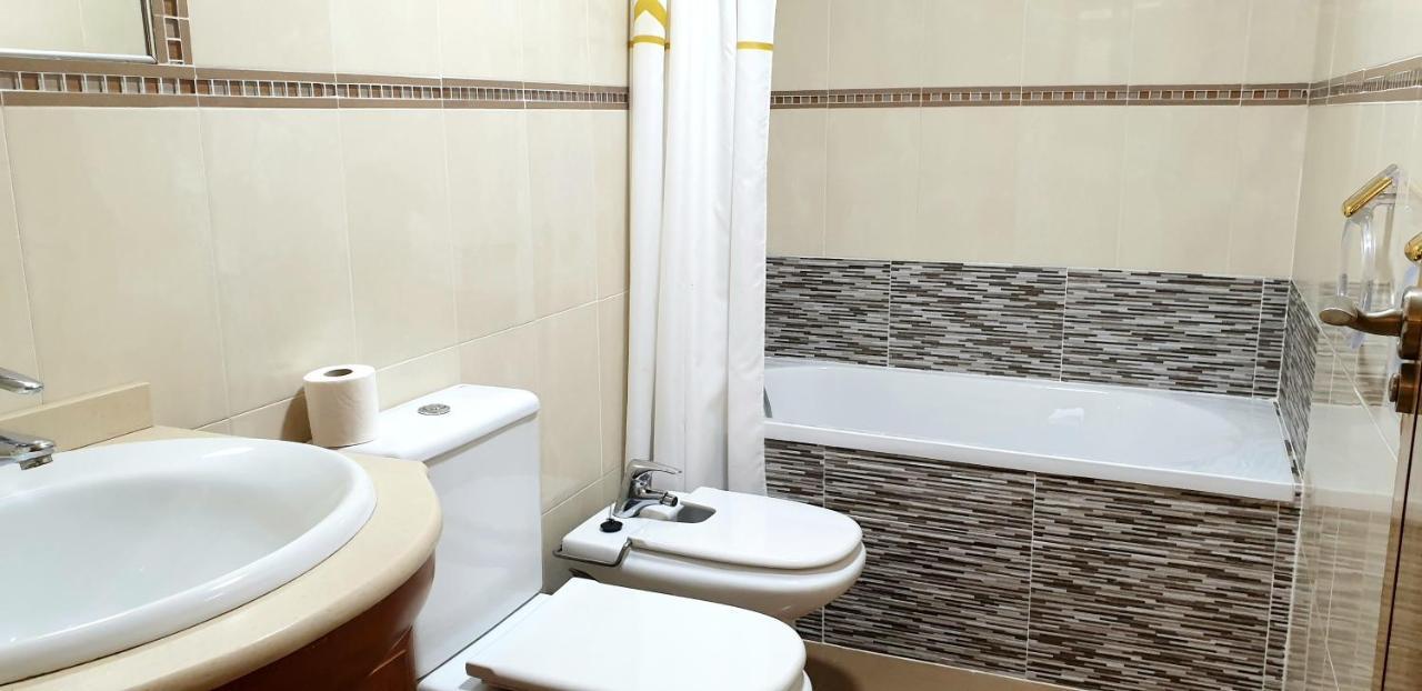 Guardamar Centro Apartment กวาร์ดามาร์เดลเซกูรา ภายนอก รูปภาพ
