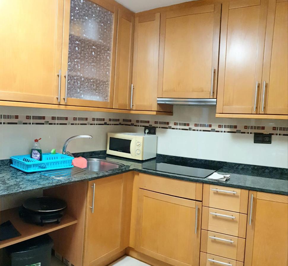 Guardamar Centro Apartment กวาร์ดามาร์เดลเซกูรา ภายนอก รูปภาพ